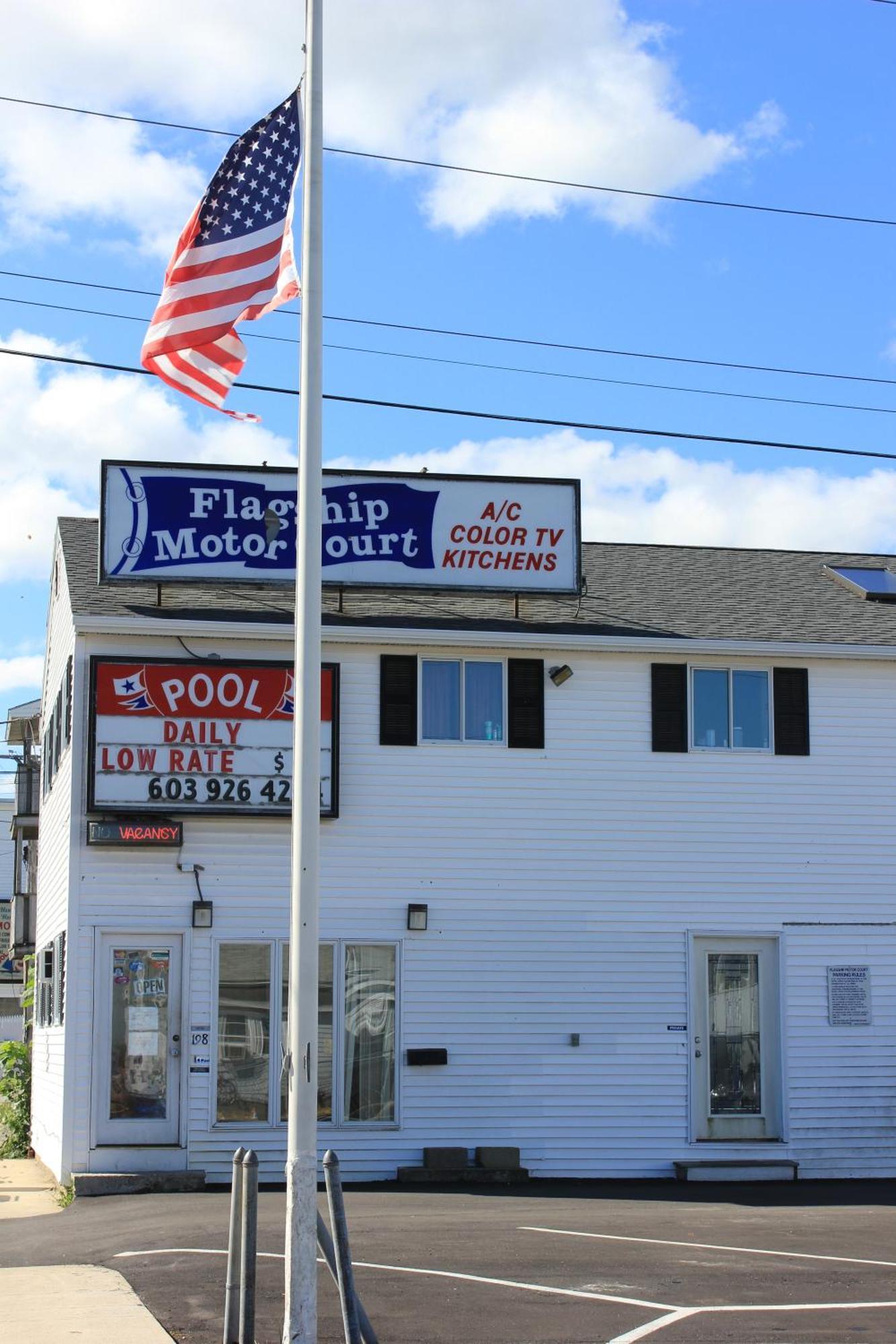 Flagship Motorcourt Motel Hampton Bagian luar foto